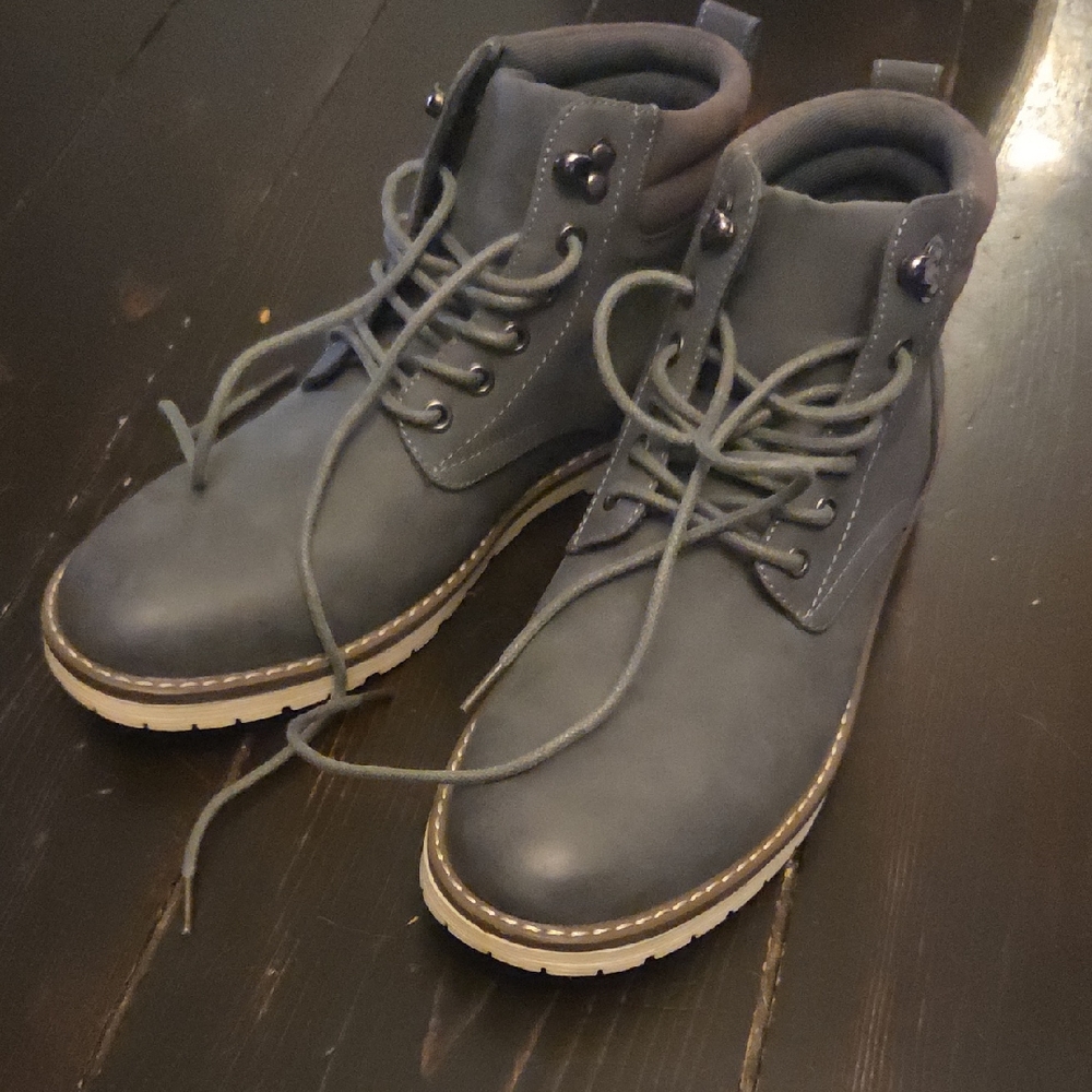 Vostey Men's Dark Grey Lace-Up Boots